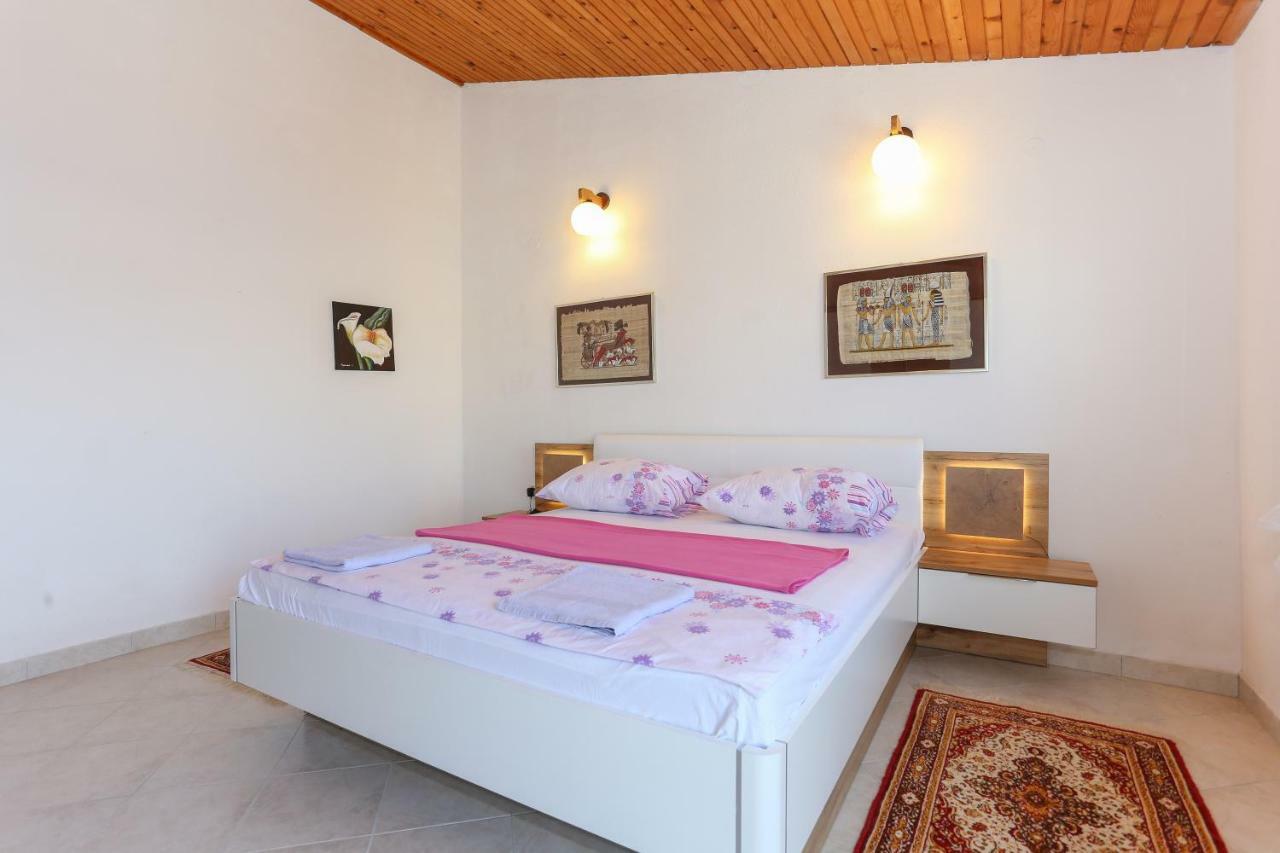 Villa Uno Traù Esterno foto
